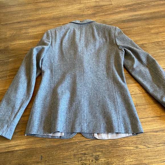 PENDLETON WOMEN'S PATCH POCKET WOOL BLAZER - Picture 2 of 7